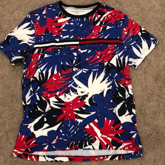 Tommy Hilfiger Tee Shirt (M) - Picture 1 of 3